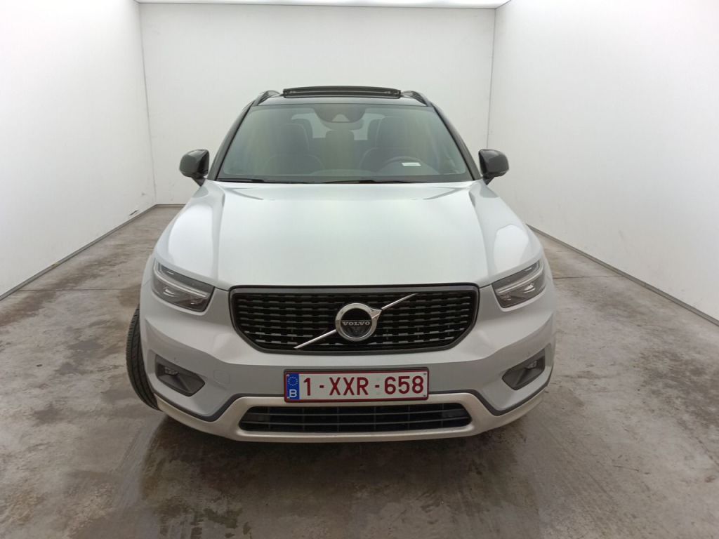 Volvo XC40 T3 Geartronic R-Design 5d photo