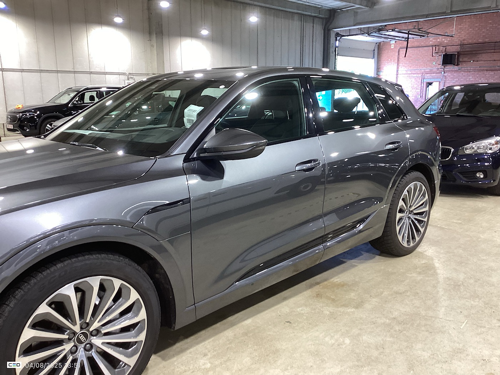 AUDI E-TRON 95 kWh 55 Quattro S line photo