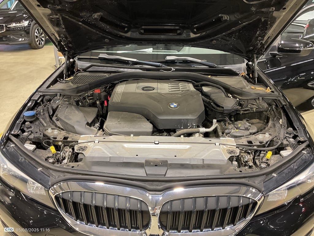 BMW 3 SERIES BERLINE 2.0 318IA (115KW) BERLINE photo