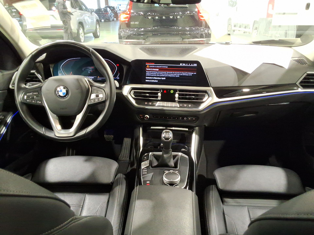 BMW 3-serie 2.0 318I (115KW) TOURING photo
