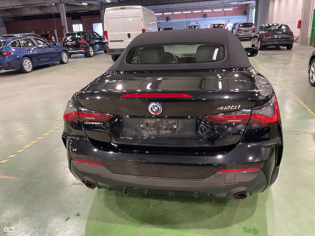 BMW 4-serie 4 Cabrio 420IA Model M Sport photo
