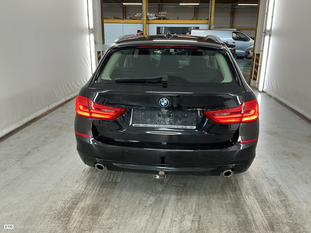 BMW 5 TOURING DIESEL - 2017 518 dA AdBlue photo