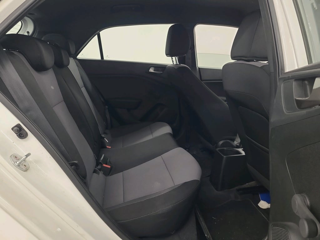 HYUNDAI i20 - 2015 1.2i Air GO! photo