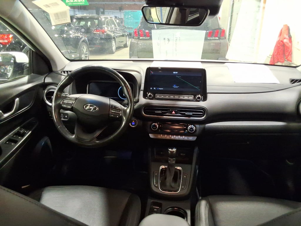 HYUNDAI KONA 1.6 GDI HYBRID SKY DCT photo
