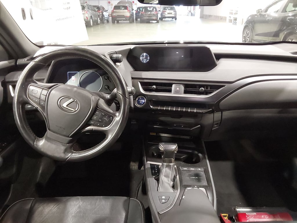 LEXUS UX 250h 2.0i FWD Business Line Plus photo