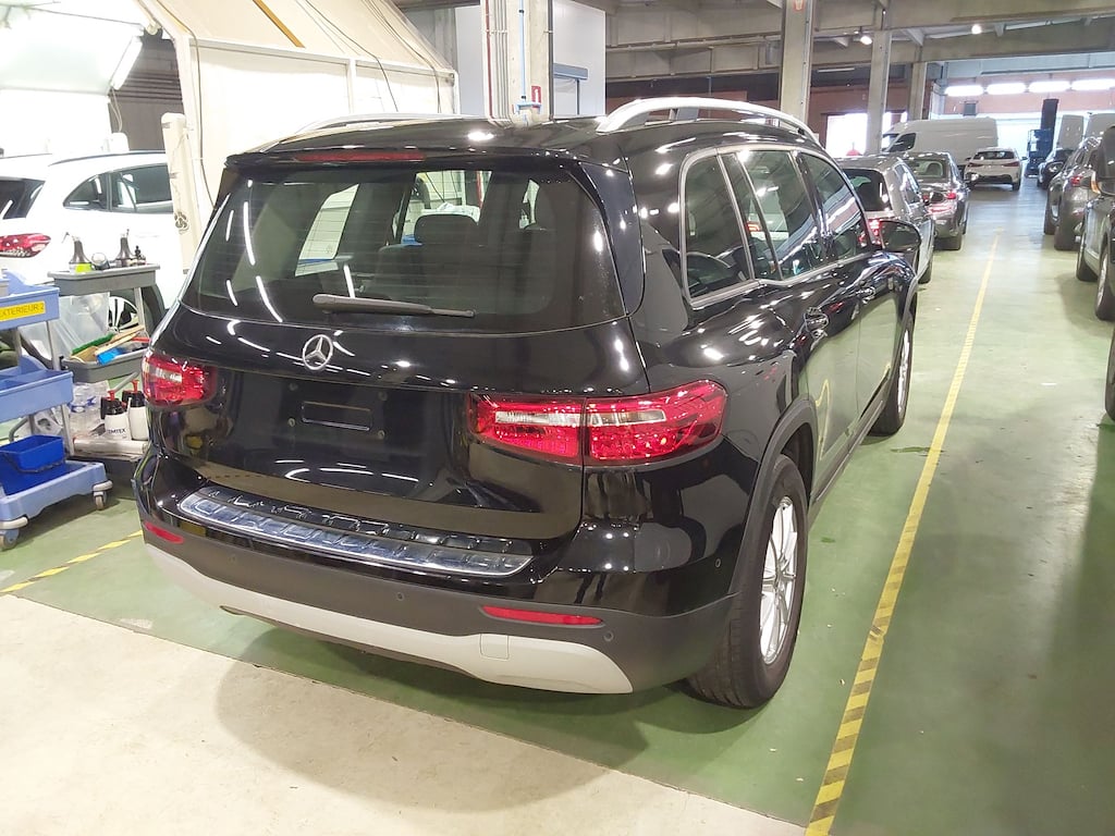 MERCEDES-BENZ CLASS GLB DIESEL (X247) GLB 200 d Business Solution photo