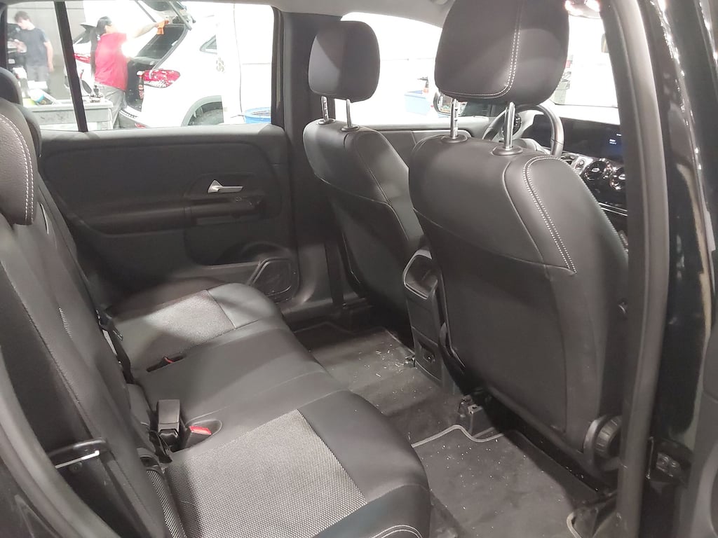 MERCEDES-BENZ CLASS GLB DIESEL (X247) GLB 200 d Business Solution photo