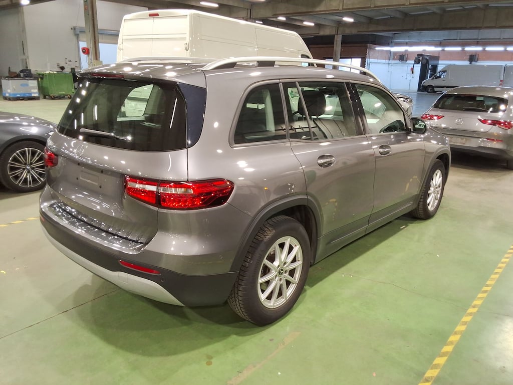 MERCEDES-BENZ CLASSE GLB DIESEL (X247) GLB 180 d Business Solution photo