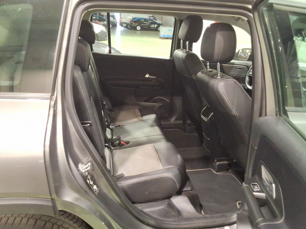 MERCEDES-BENZ CLASSE GLB DIESEL (X247) GLB 180 d Business Solution photo