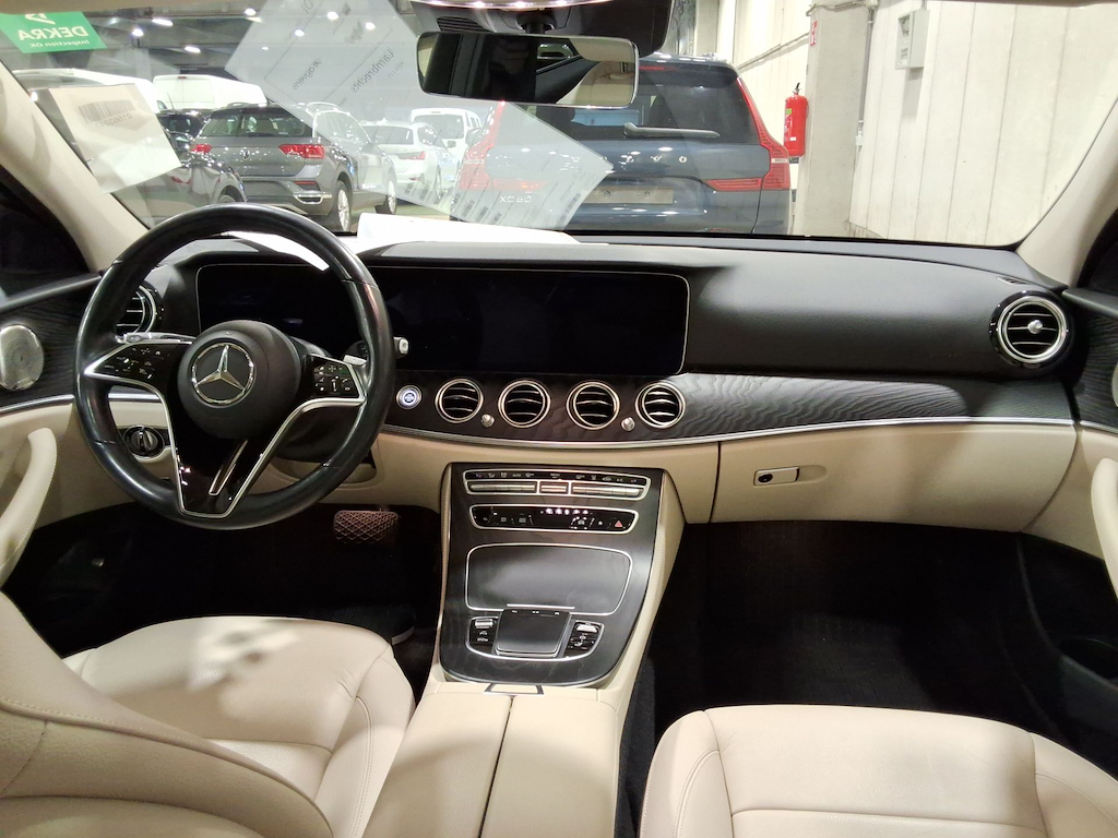 MERCEDES-BENZ E-CLASS BREAK 2.0 E 300 DE AUTO photo