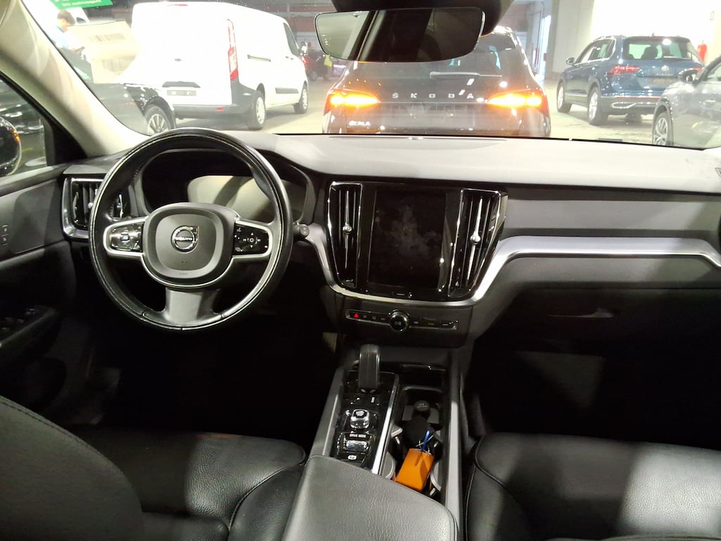 VOLVO V60 2.0 B4 D GEARTRONIC MOMENTUM PRO photo