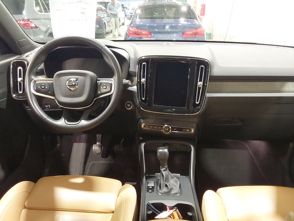 VOLVO XC40 1.5 T2 INSCRIPTION photo