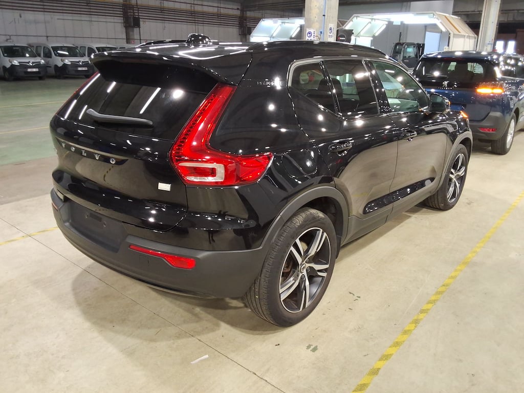 VOLVO XC40 1.5 T4 RECHARGE GEARTRONIC R-DESIGN photo