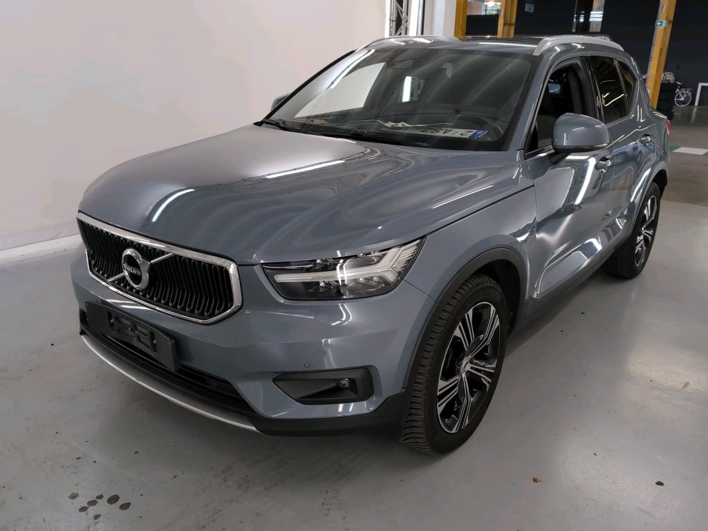 VOLVO XC40 2.0 D3 GEARTRONIC MOMENTUM PRO Park Assist