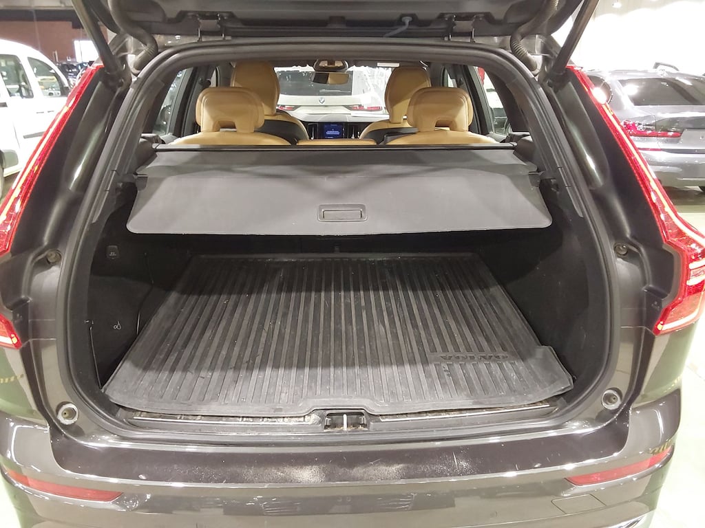 VOLVO XC60 2.0 B4 D GEARTRONIC INSCRIPTION photo