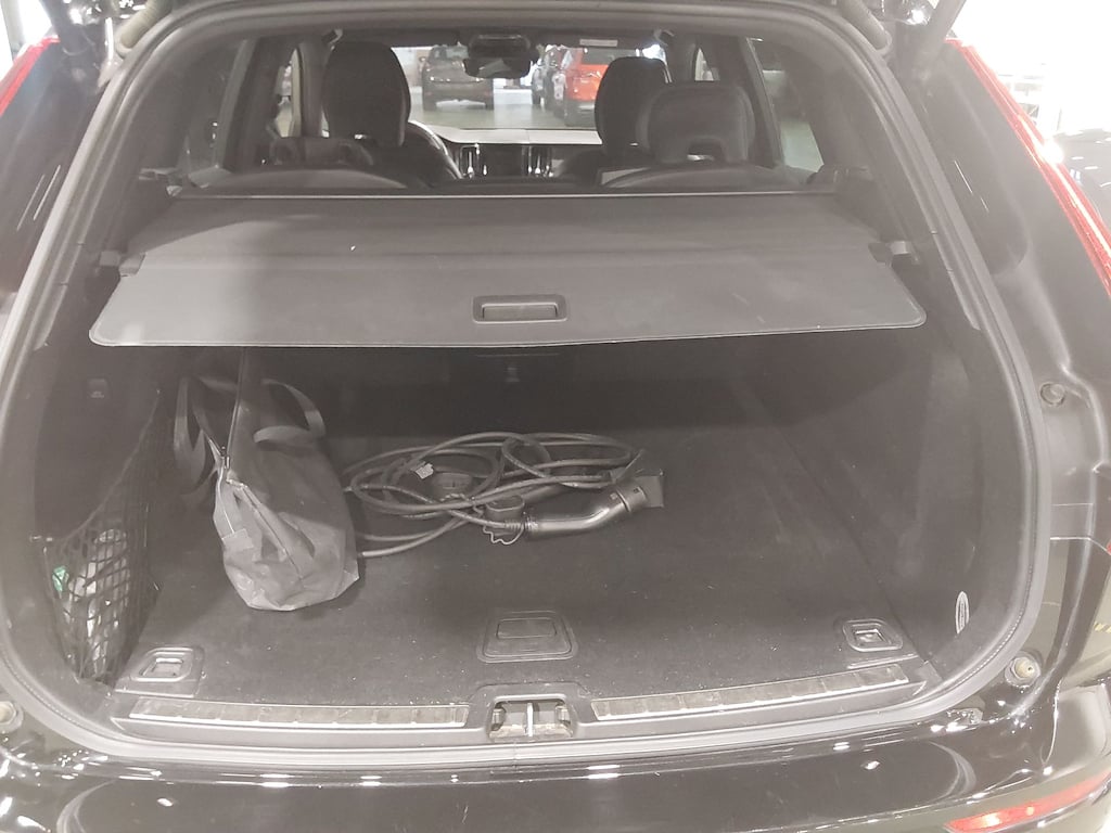 VOLVO XC60 2.0 T6 RECHARGE GEARTRONIC R-DESIGN photo