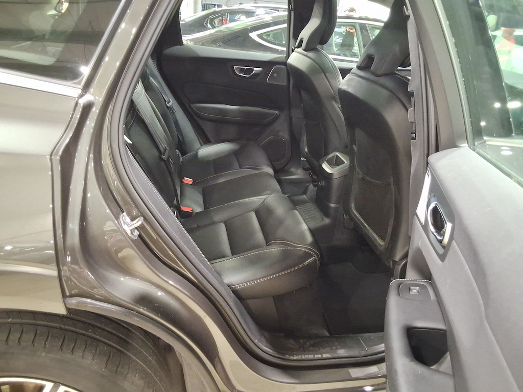 VOLVO XC60 - 2017 2.0 T8 TE AWD PHEV Inscription Gear. photo