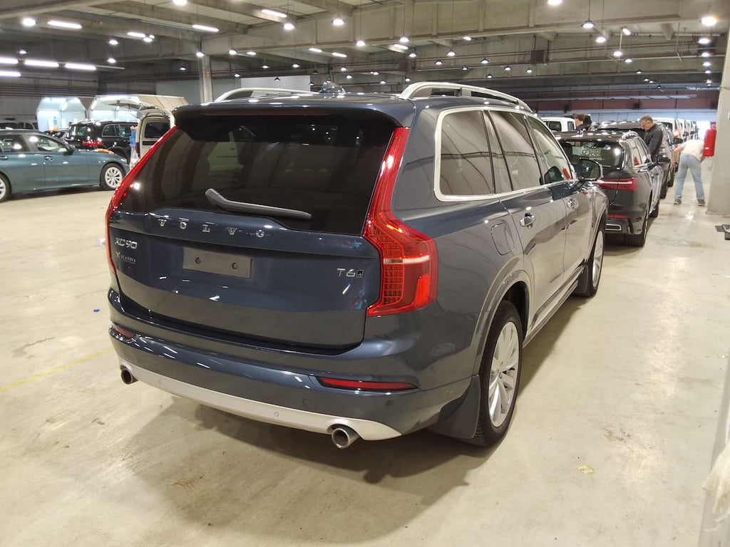 VOLVO XC90 2.0 T6 4WD Momentum 5pl.GPF (EU6d-T.) photo