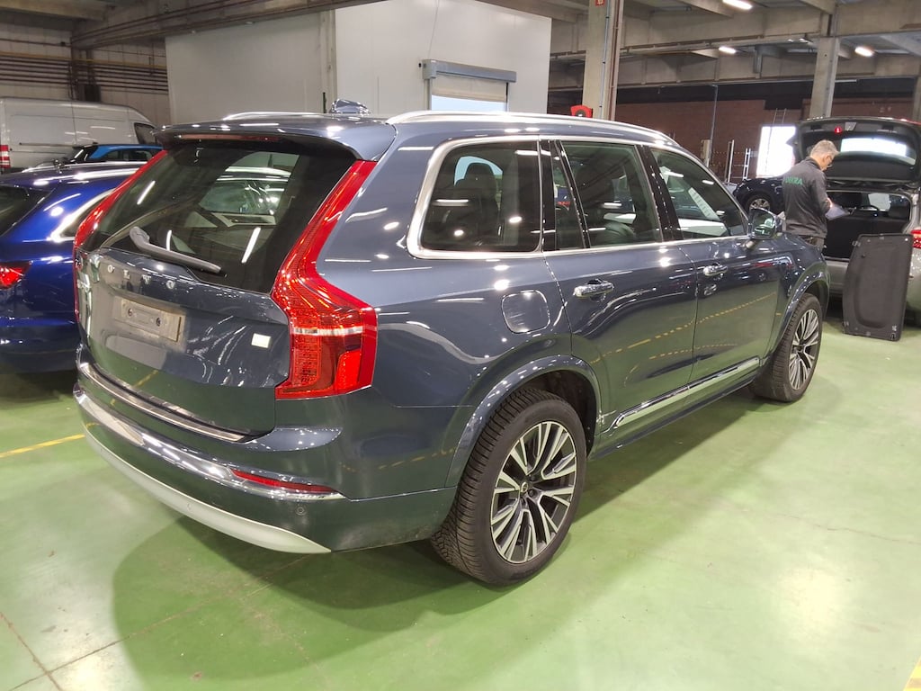 VOLVO XC90 2.0 T8 PHEV INSCRIPTION 7PL. AUTO 4WD photo