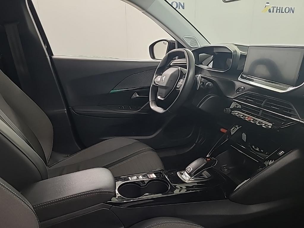PEUGEOT 2008 Blue Lease Allure 1.2 PureTech 130 EAT8 5D 96kW photo