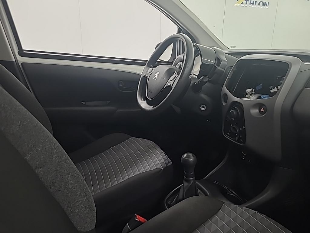 PEUGEOT 108 Active 1.0 e-VTi 72pk 5D photo