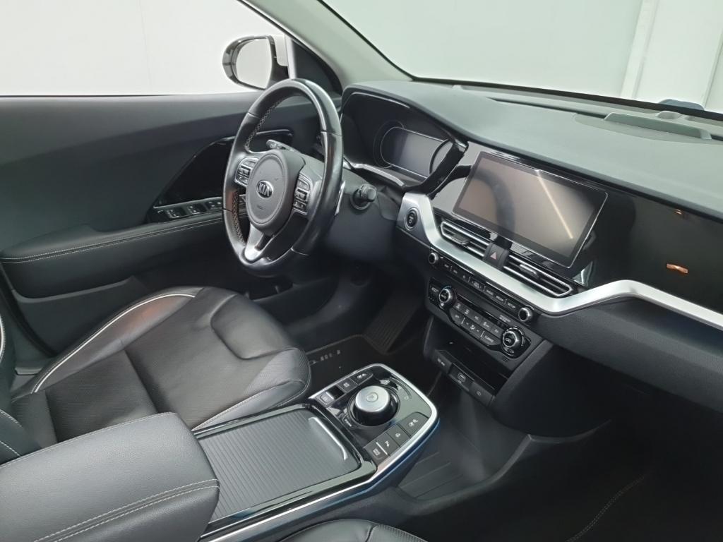 KIA Niro e-Niro EV ExecutiveLine 5D 150kW uitlopend photo