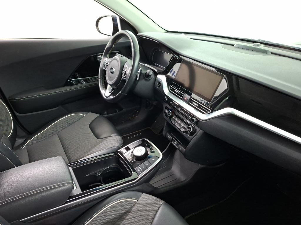 KIA e-Niro 64kWh DynamicPlusLine 5D 150kW Athlon Edition photo