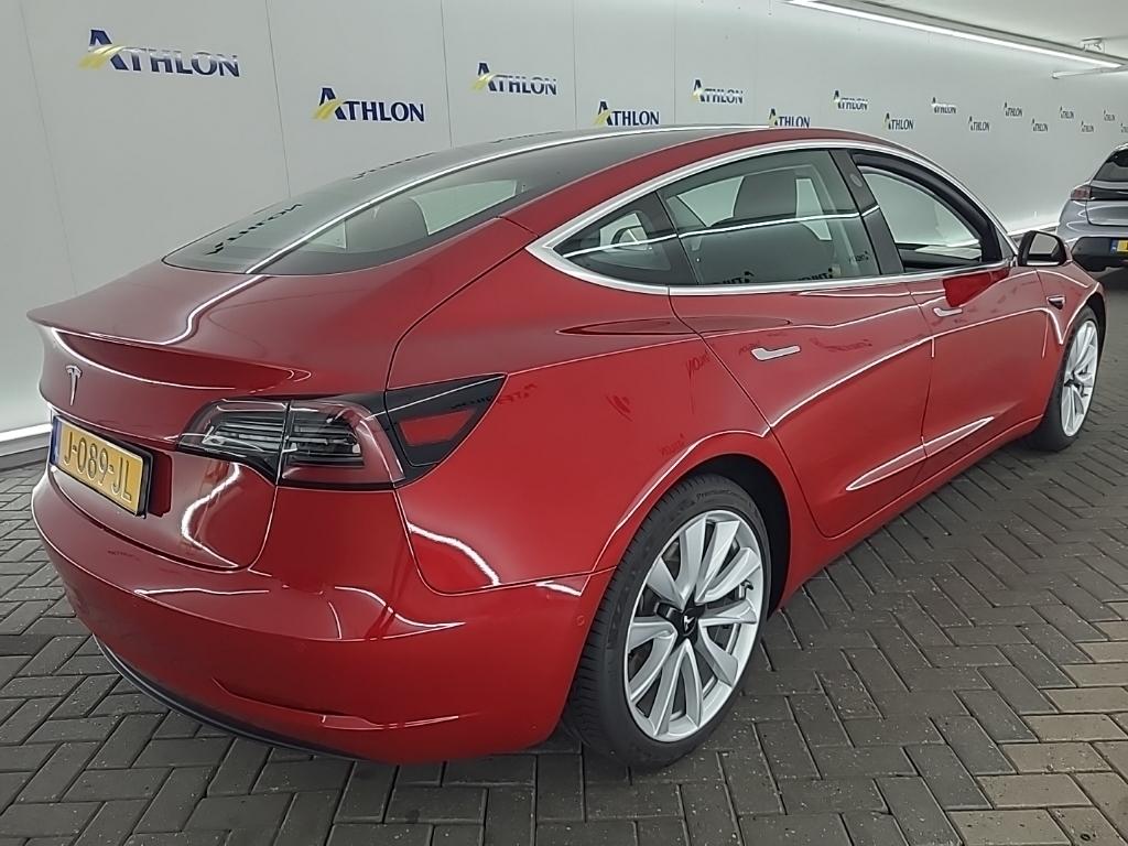 Tesla Model 3 Long Range Dual Motor AWD 4D 350kW photo
