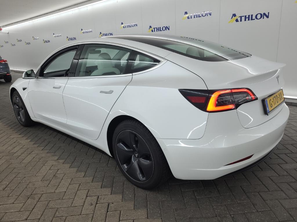 Tesla Model 3 Long Range Dual Motor AWD 4D 350kW photo