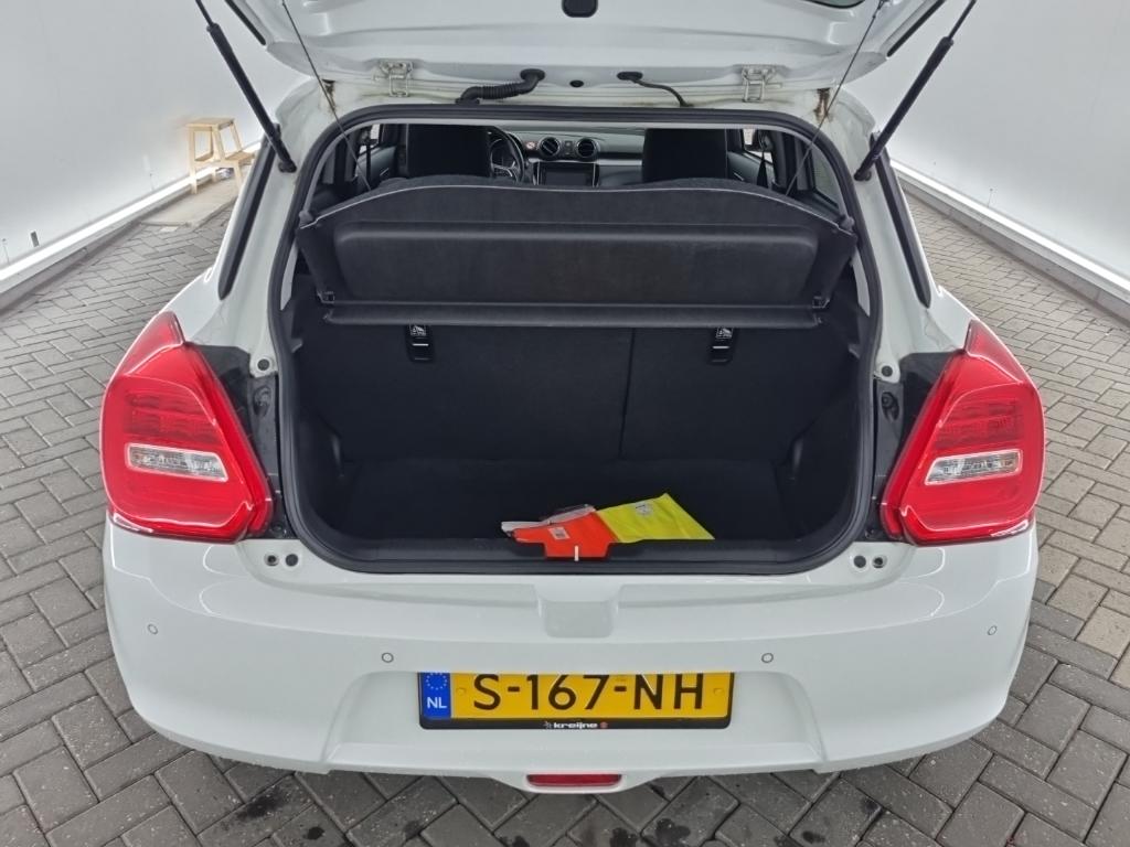 SUZUKI Swift 1.2 Smart Hybrid Style 5D 61kW photo