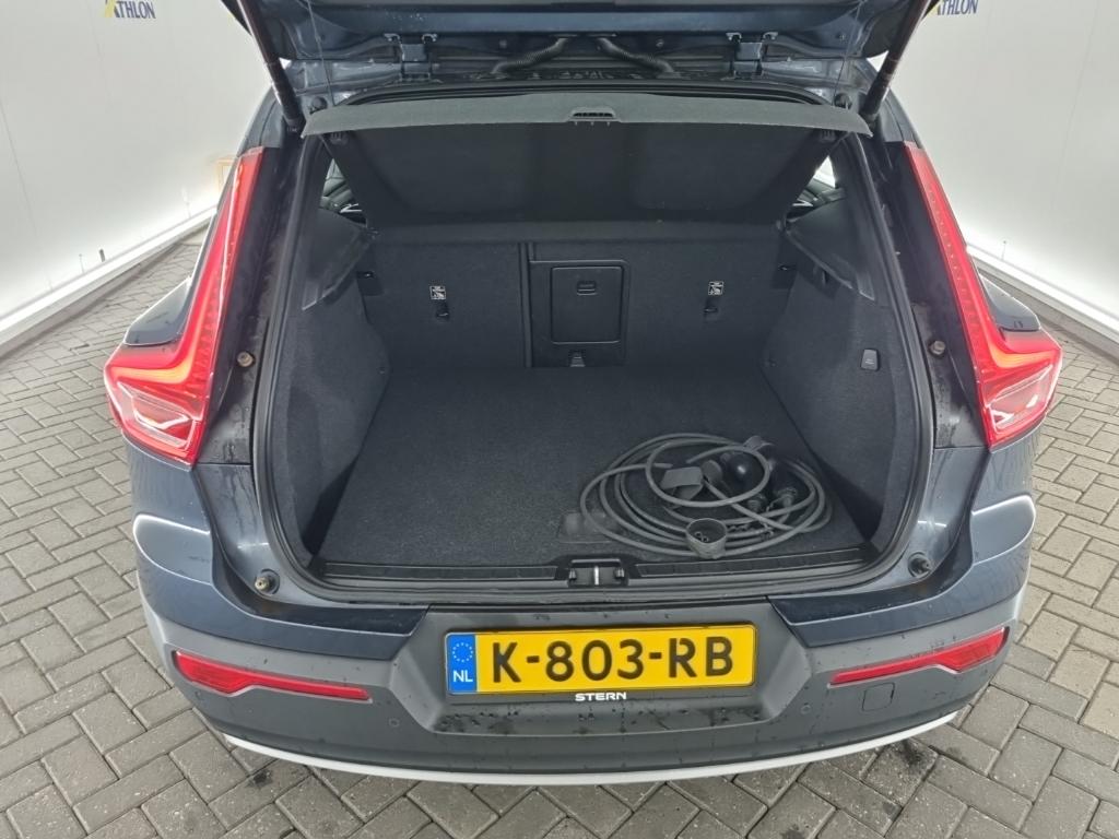 VOLVO XC40 Recharge T5 Business Pro 5D 192kW photo