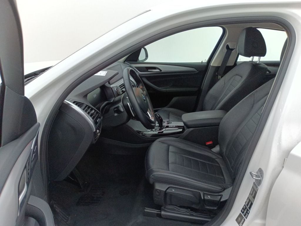 BMW X4 2018 2.0i 184 xDrive20 5d Automatic photo