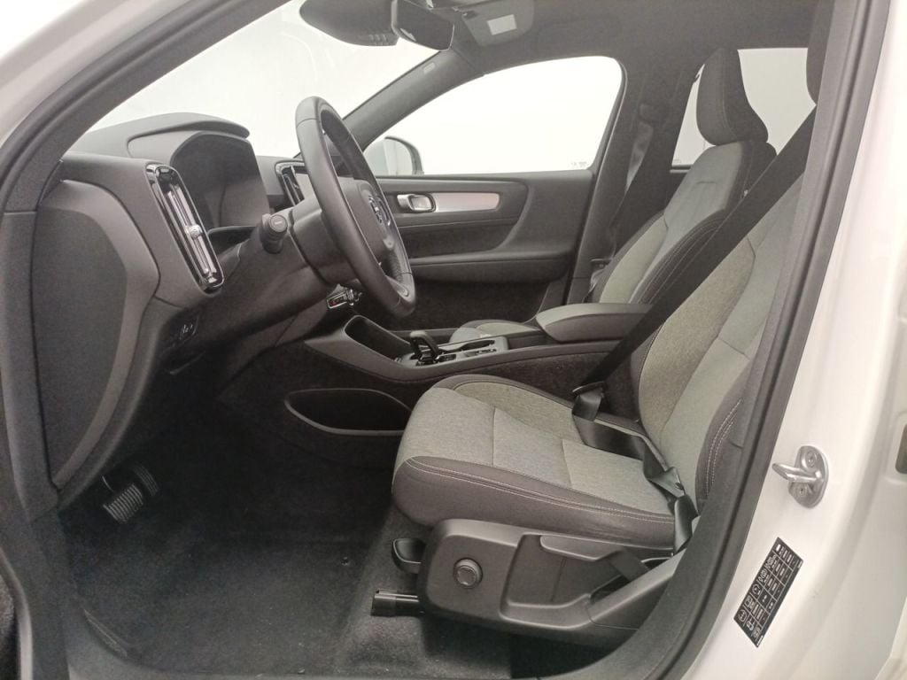 Volvo XC40 T4 Recharge Geartronic Inscription Expr. 5d photo