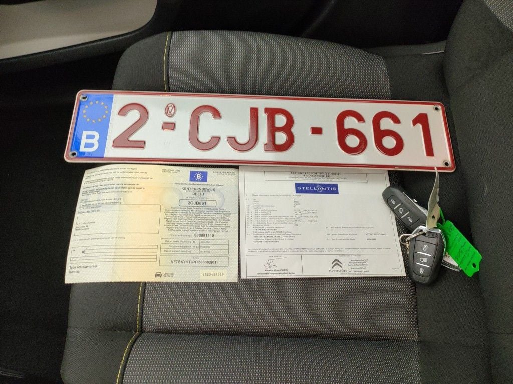 Citroën C3 1.5 BlueHDi 100 S&S MAN6 Shine 5d photo