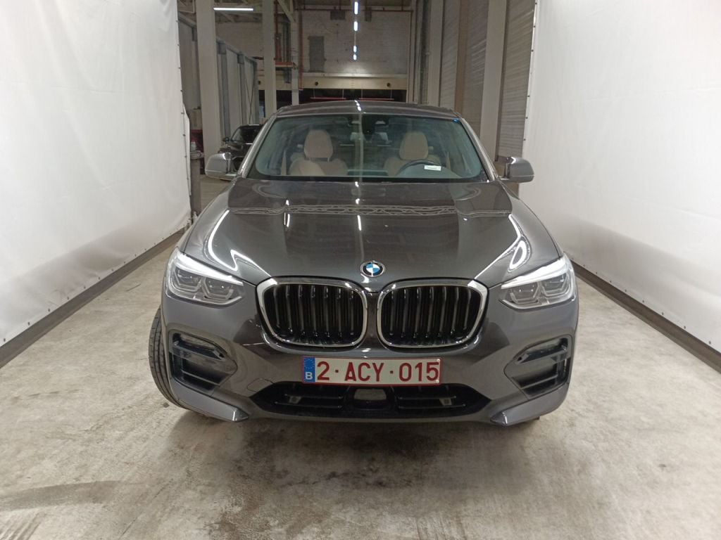 BMW X4 xDrive30i 5d photo