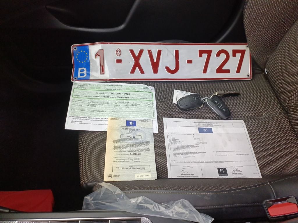 DS 3 Crossback PureTech 100 Manual So Chic 5d photo