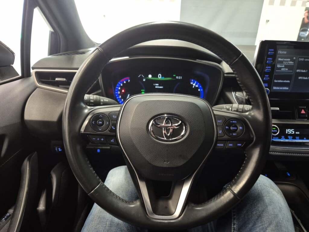TOYOTA Corolla Touring Sports 1.8 Hybrid Business Plus CVT photo