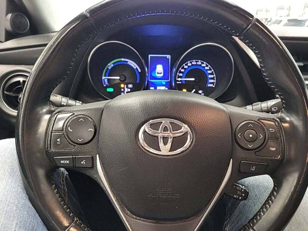 TOYOTA Auris Touring Sports 1.8 Hybrid Aspiration Go CVT photo