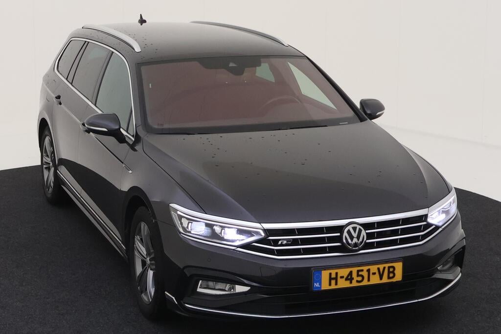 VOLKSWAGEN Passat Variant 110 kW photo