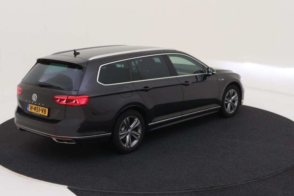 VOLKSWAGEN Passat Variant 110 kW photo