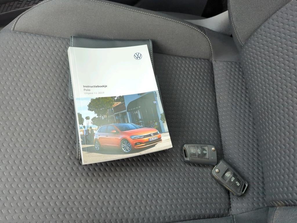 VOLKSWAGEN POLO 70 kW photo
