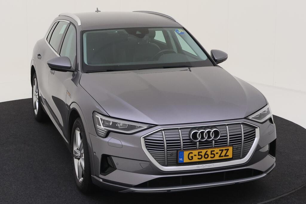 AUDI e-tron 230 kW photo