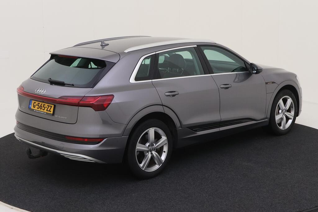 AUDI e-tron 230 kW photo