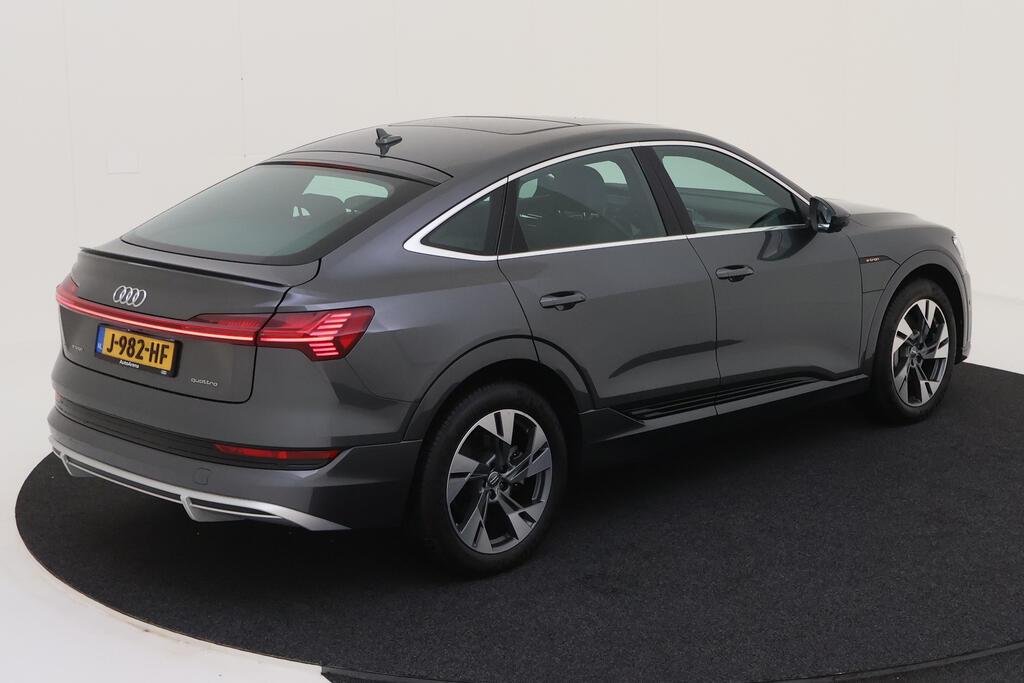 AUDI e-tron Sportback 300 kW photo