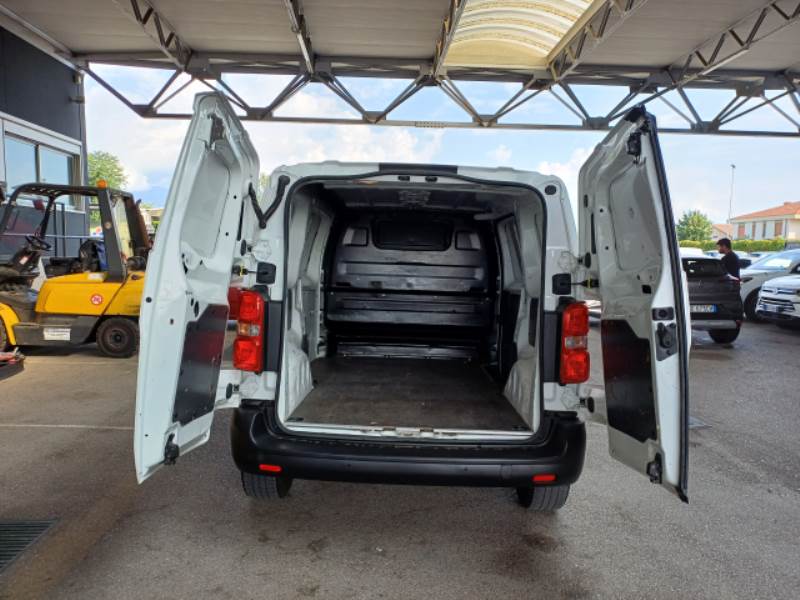 CITROEN JUMPY / 2016 / 4P / FURGONE BLUEHDI 120 SeS M COMFORT photo