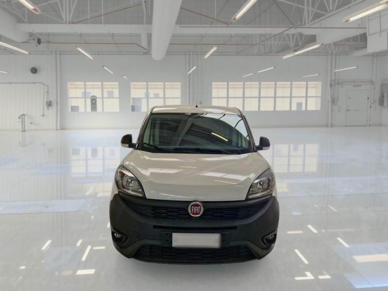FIAT DOBLÒ CARGO / 2014 / 4P / VETT. FURGONATA CH1 LOUNGE 1.6 MJET 105CV E6D-F SeS photo