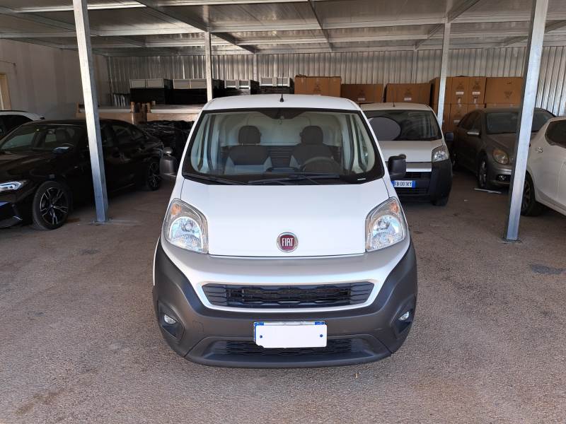 FIAT FIORINO / 2016 / 4P / VETT. FURGONATA 1.3 MULTIJET 95 CV E6 SX photo