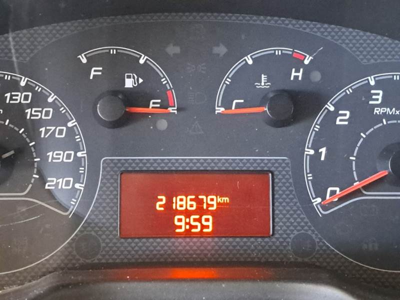 FIAT FIORINO / 2016 / 4P / VETT. FURGONATA 1.3 MULTIJET 95 CV E6D-TEMP SX photo