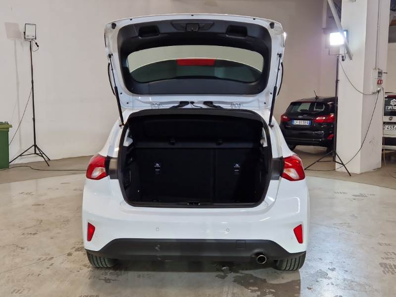 FORD FOCUS / 2018 / 5P / BERLINA 1.5 ECOBLUE 120CV BUSINESS (AUTOCARRO) photo