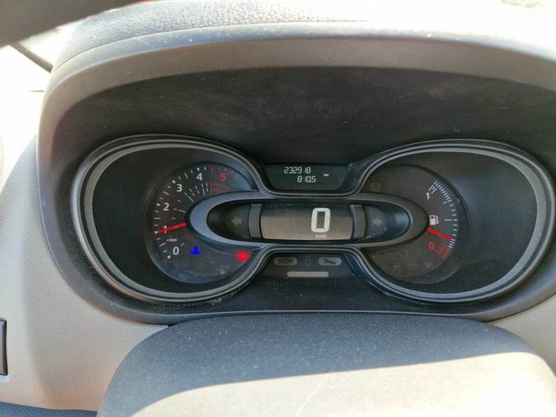 RENAULT TRAFIC / 2014 / 4P / FURGONE FG L1 H1 T29 1.6 DCI 120CV E6 photo